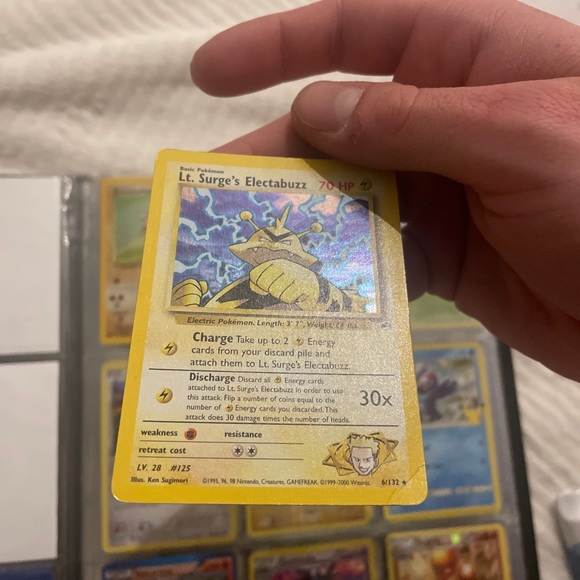 Pokémon Card Binder Collection - Picture 12 of 12